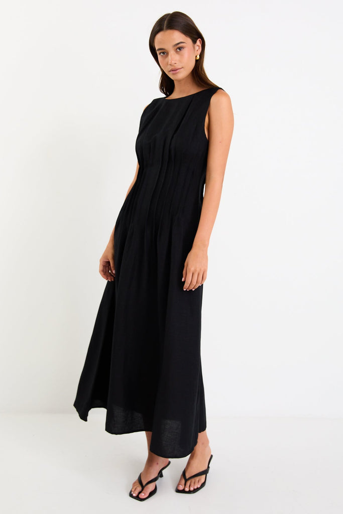 frankie pintuck maxi dress Exploration Black Linen Blend Ma Finished with a raw Color:like pictured fabric-type:87-nylon-13-spandex How to Style a