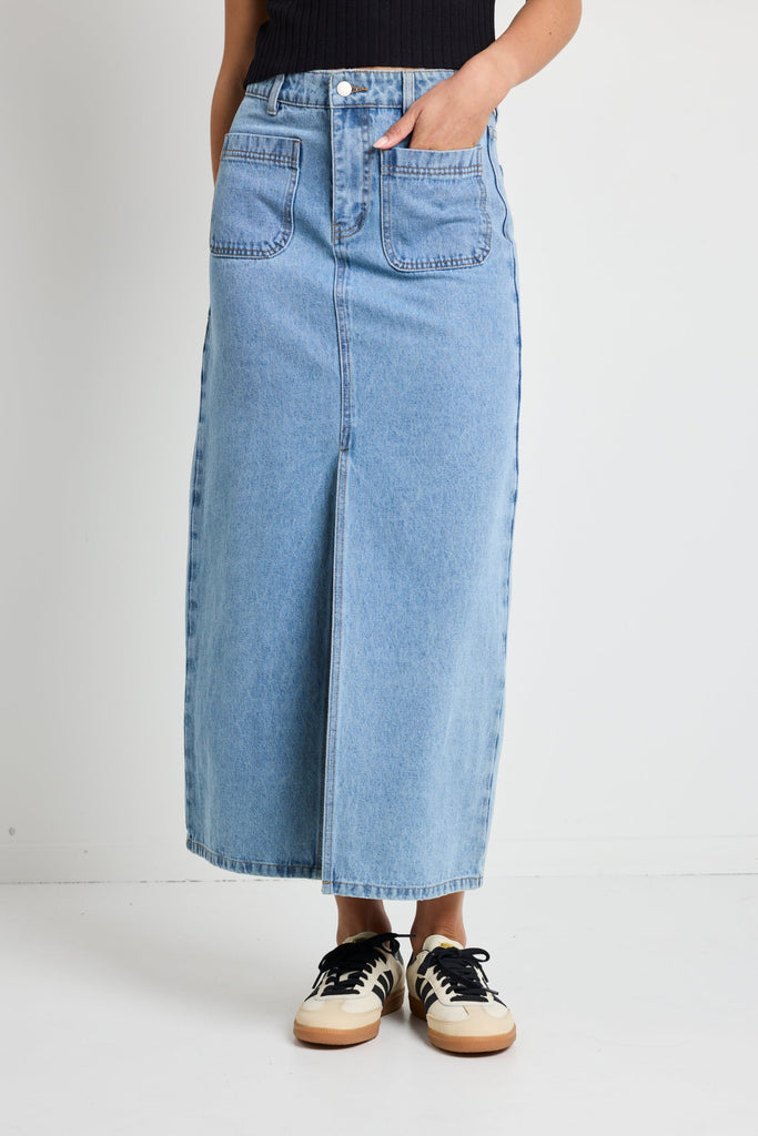 Designer Wardrobe Assembly Label Denim Skirt Moss Wool Silk Mini Skirt