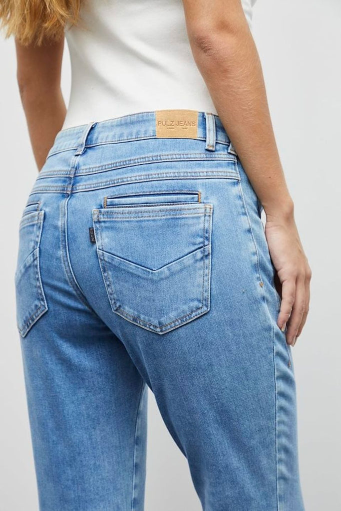 Shop Melina Loose Fit Blue Denim Jean Flo Frankie