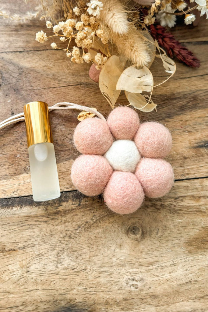 Shop Felt Hanging Blush Daisy Air Freshener | Flo & Frankie