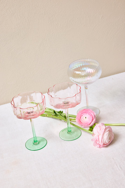 champagne glasses