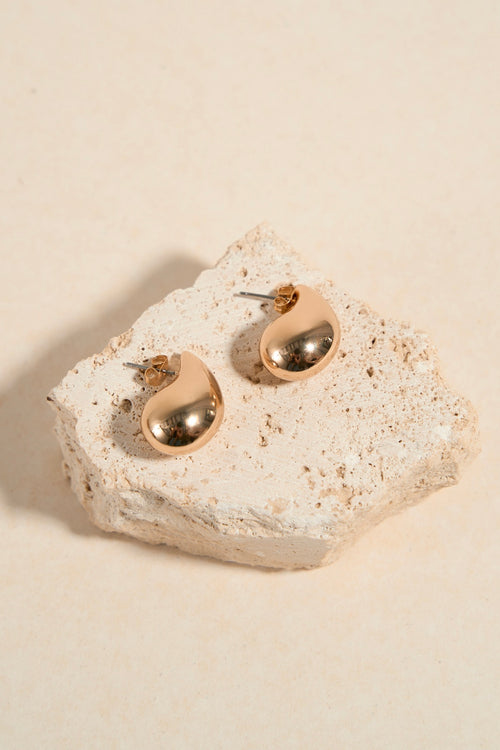 gold teardrop earring