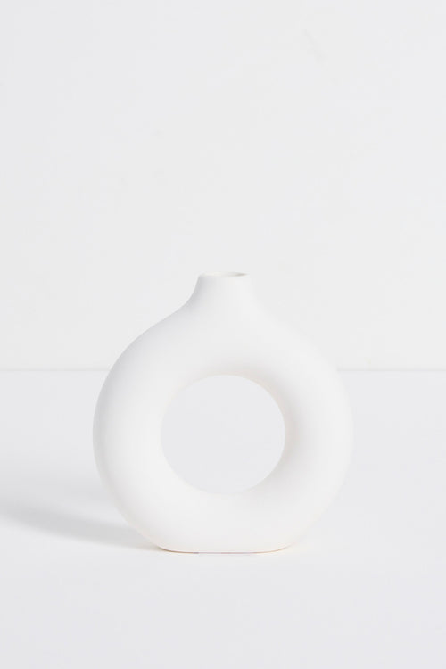 donut white vase decor
