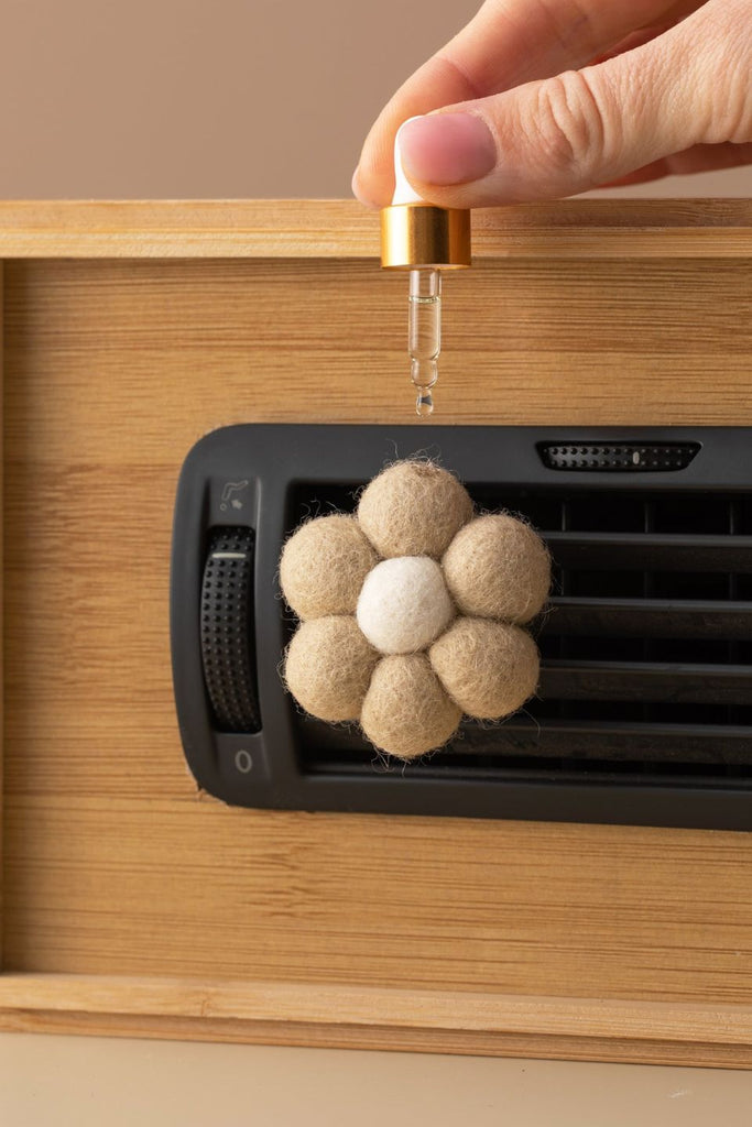 Daisy Diffuser Felt Taupe Daisy Car Diffuser | Flo & Frankie