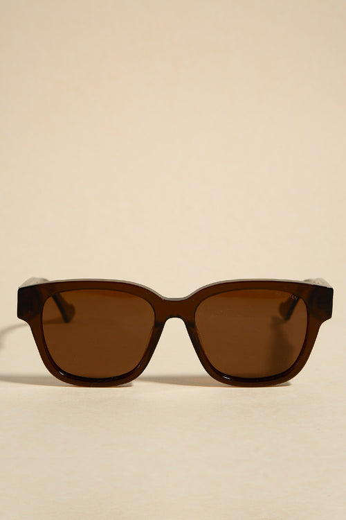 brown sunglasses