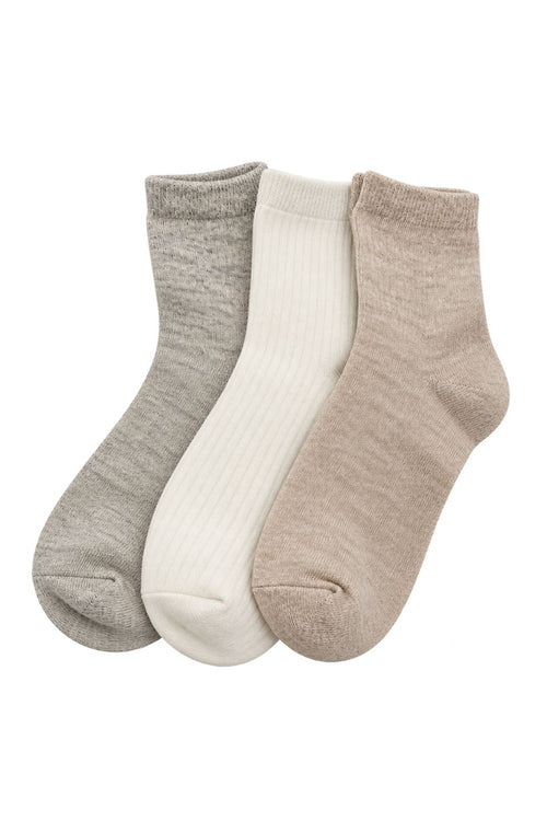 Neutral 3 pack ribbed crew socks in grey, ivory and beige with a soft cotton blend and classic crew length.