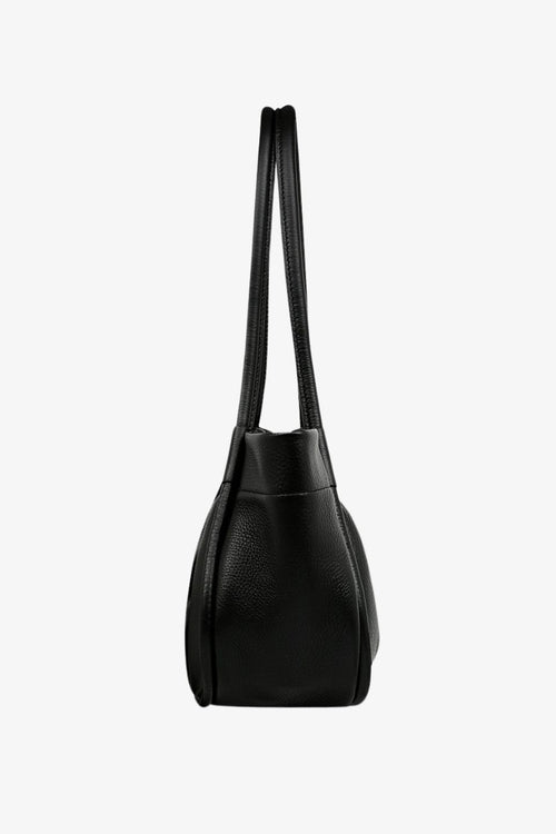 black shoulder bag