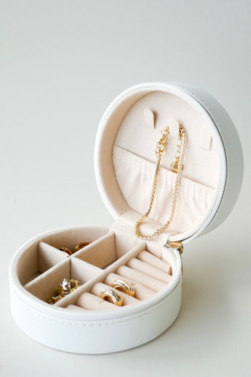 white jewellery case