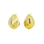 gold earrings