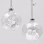 Single Beautiful clear glass bauble with a delicate lace finish. 8cm diameter
