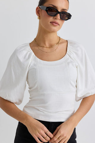 Expectation White Contrast Stitch Short Sleeved Top