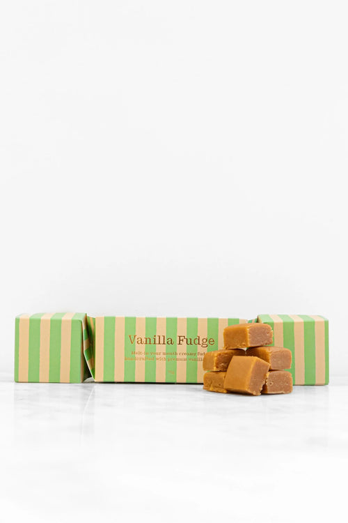 Vanilla Bean Fudge Christmas Cracker