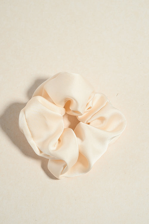 white scrunchie 