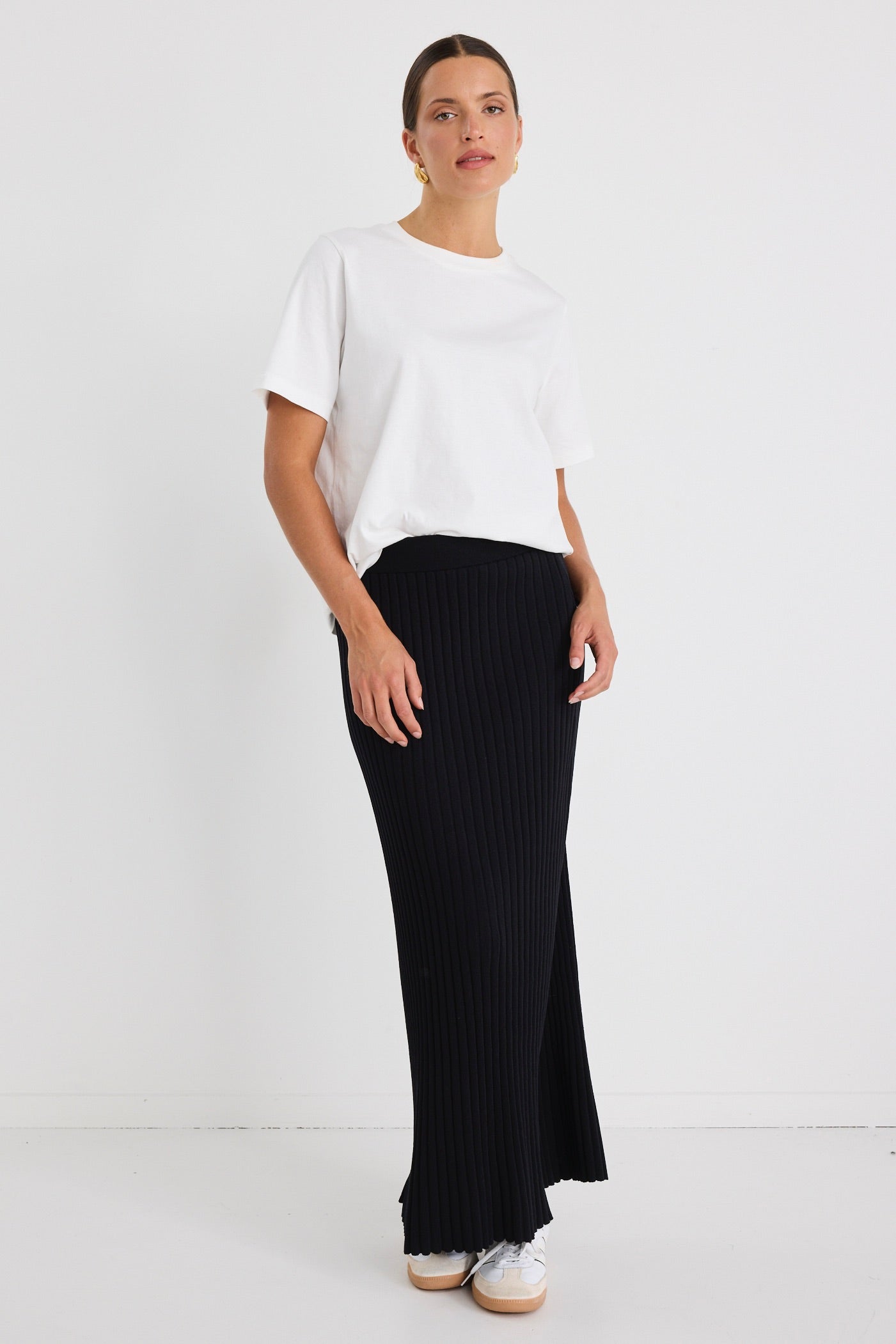 Shop Notable Black Rib Knit Maxi Skirt | Flo & Frankie
