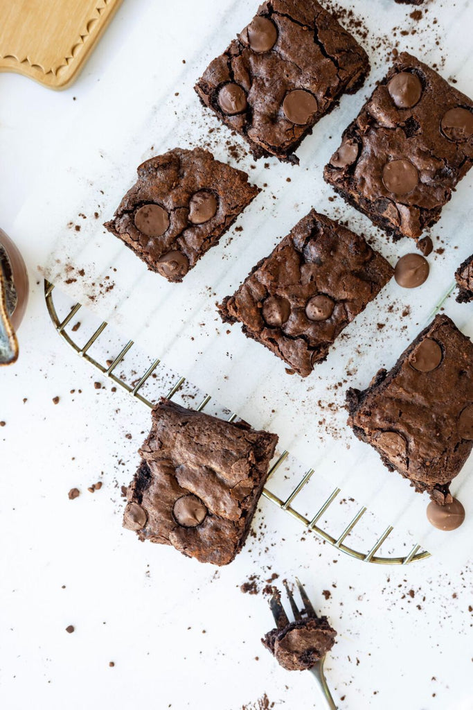 Shop Chewy Chocolate Brownie Baking Mix | Flo & Frankie