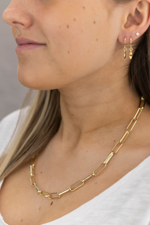 Oval Chain Gold Necklace ACC Jewellery Flo Gives Back 15% to Women In Need   