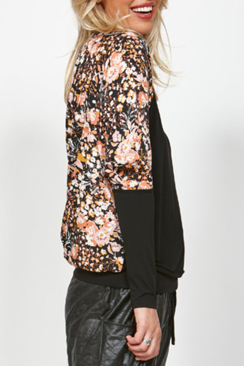 Blast Floral Sleeve Black Top WW Top Ketz-Ke   