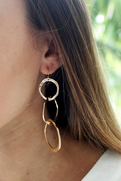 Linked Gold Circle Earrings ACC Jewellery Flo Gives Back 15% to Women In Need   