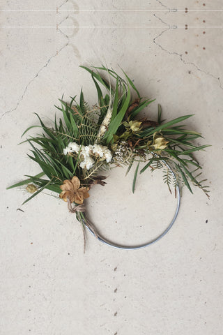 Small Dried Flower Wreath in gift box Naturals HW Planters, Foliage, Artificial Flowers Bloomsday   