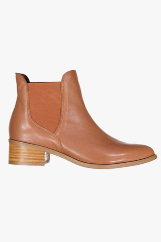 Snappy Tan Milled Leather Chelsea Boot with Natural Sole